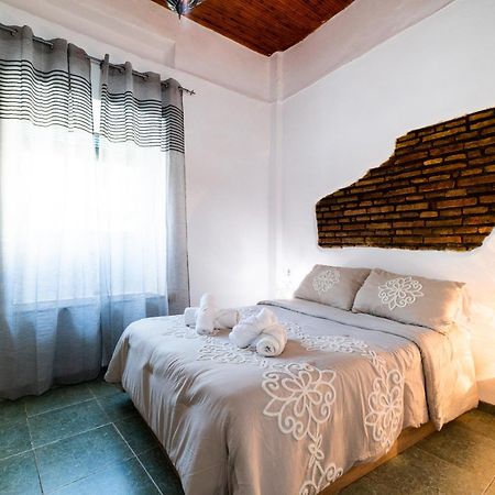 La Casa Del Sacristan Apartman Granada Kültér fotó